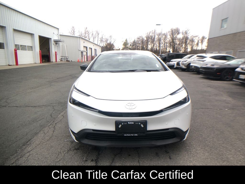 2025 Toyota Prius LE