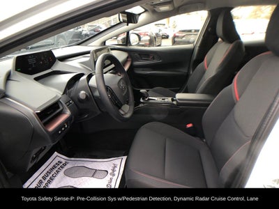 2025 Toyota Prius Plug-In Hybrid SE