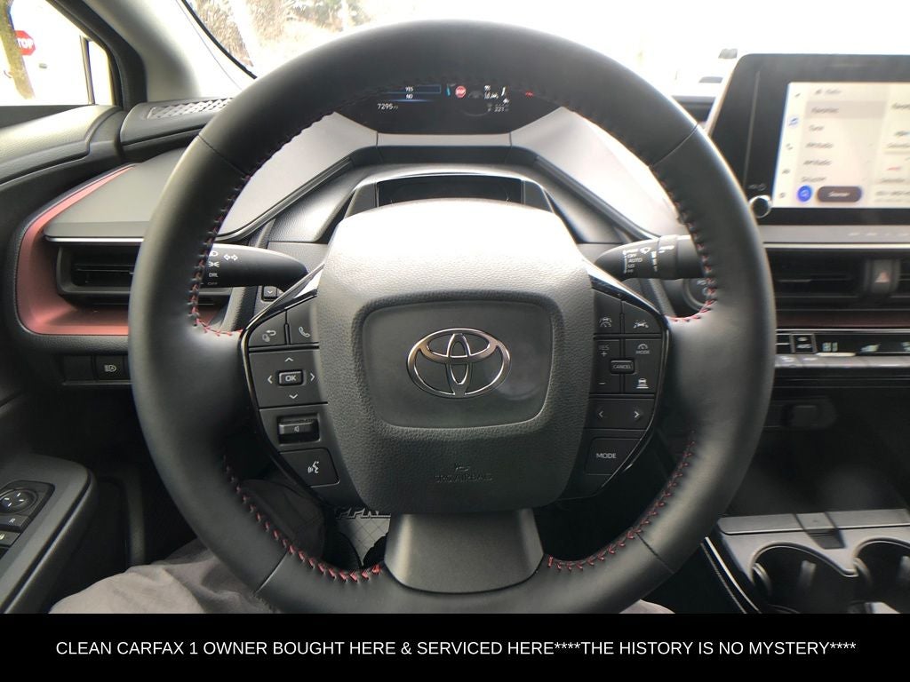 2025 Toyota Prius Plug-In Hybrid SE