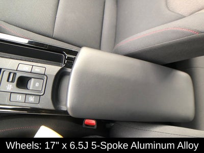 2025 Toyota Prius Plug-In Hybrid SE