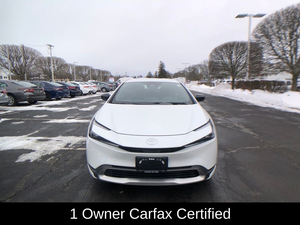 2025 Toyota Prius Plug-In Hybrid SE