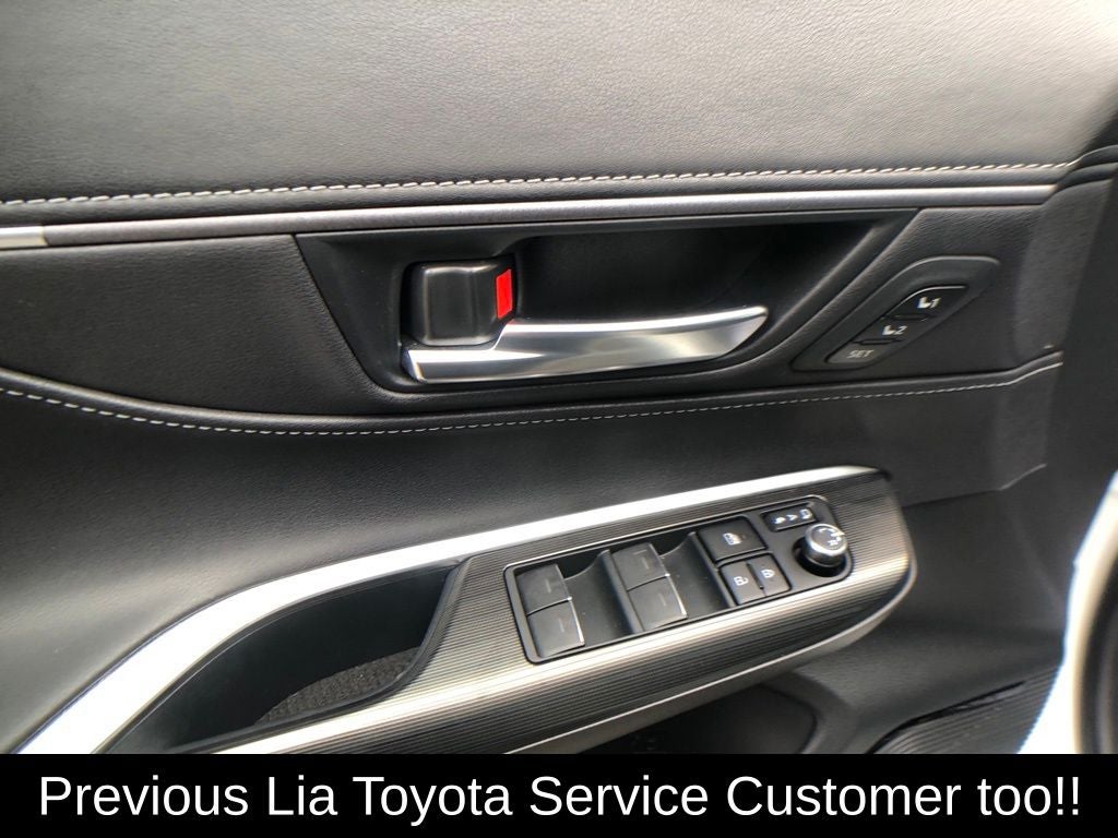 2023 Toyota Venza Nightshade