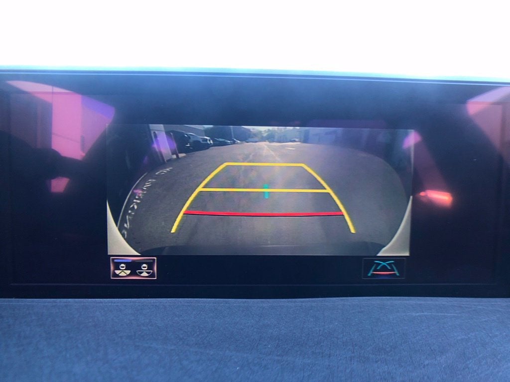 2020 Lexus UX 250h Luxury