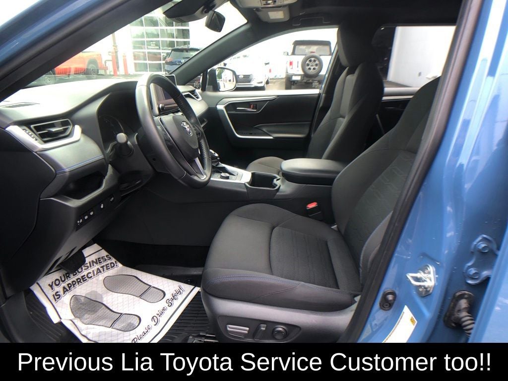 2023 Toyota RAV4 Hybrid SE