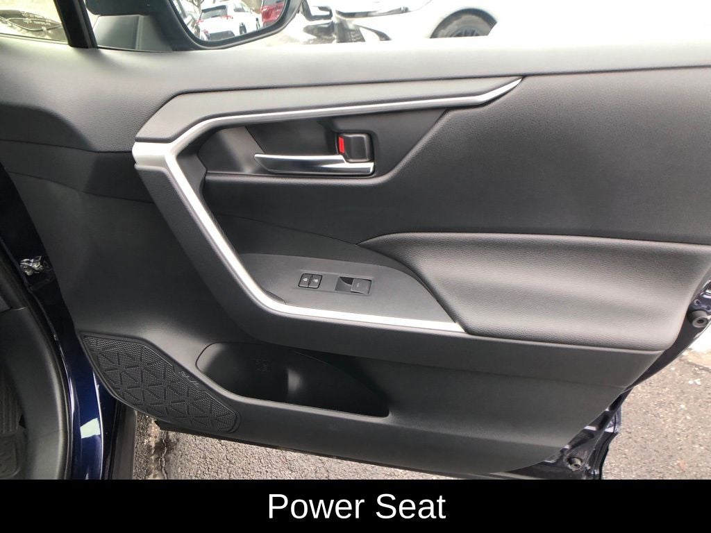 2023 Toyota RAV4 Prime SE