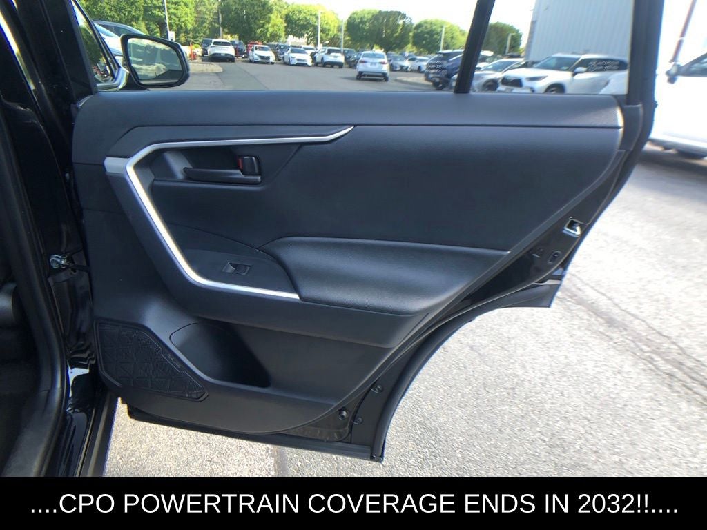 2025 Toyota RAV4 Hybrid LE