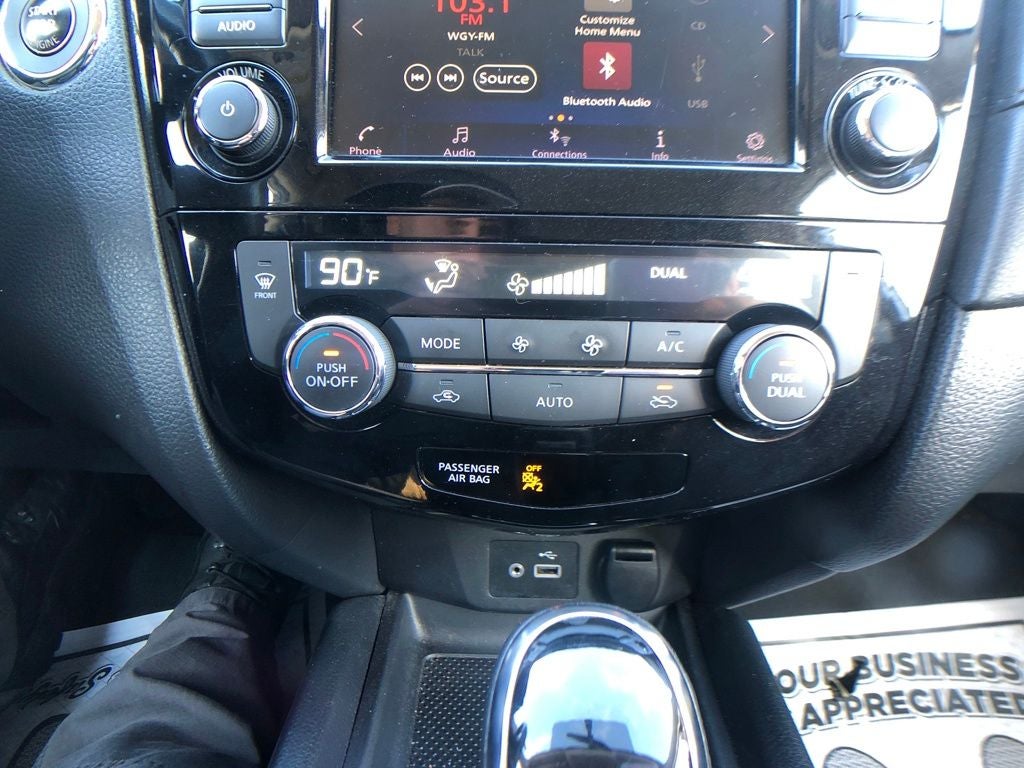 2018 Nissan Rogue SV