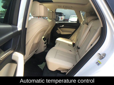 2024 Audi Q5 45 S line Premium quattro