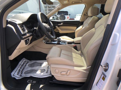 2024 Audi Q5 45 S line Premium quattro