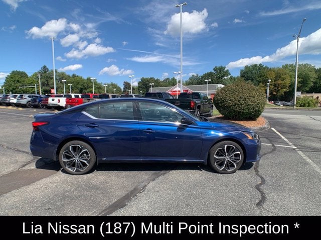 2023 Nissan Altima 2.5 SR