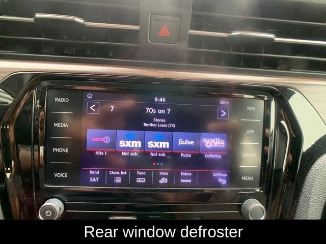 2022 Volkswagen Passat 2.0T Limited Edition