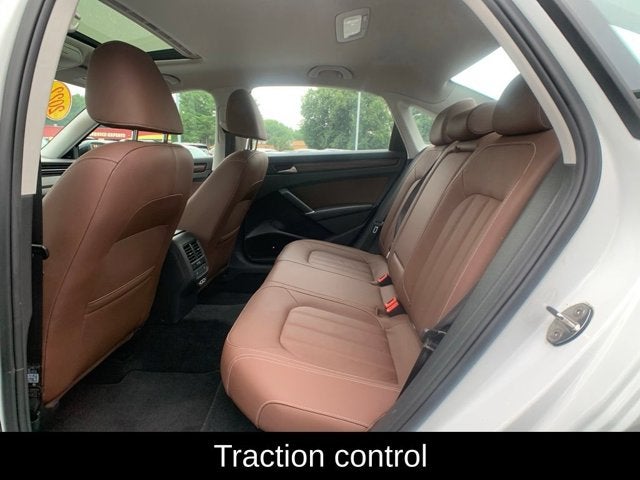 2022 Volkswagen Passat 2.0T Limited Edition