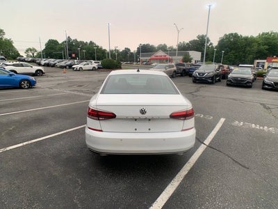 2022 Volkswagen Passat 2.0T Limited Edition