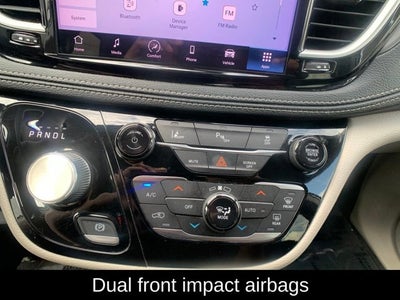 2023 Chrysler Pacifica Hybrid Touring L