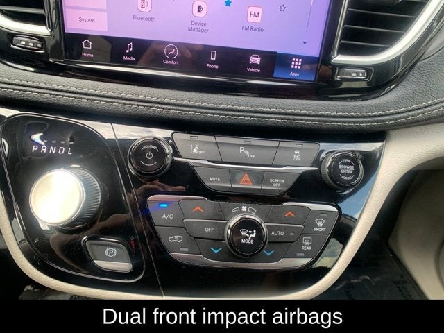 2023 Chrysler Pacifica Hybrid Touring L