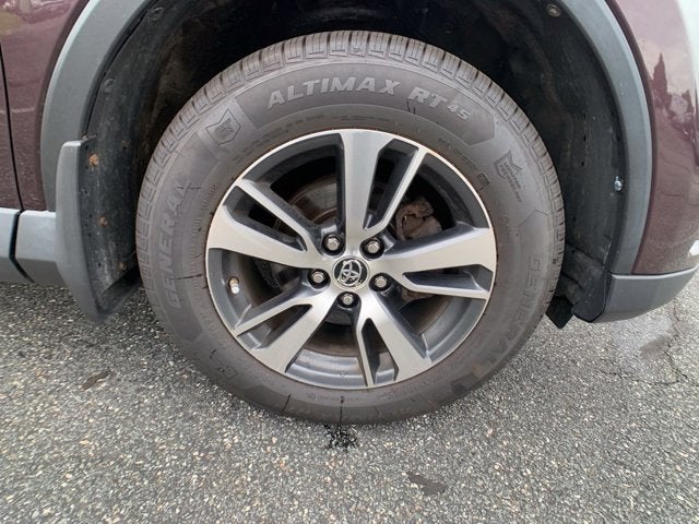 2017 Toyota RAV4 XLE