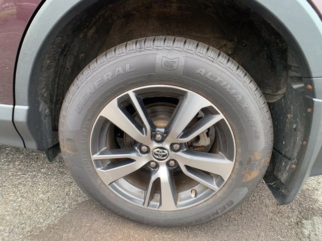 2017 Toyota RAV4 XLE