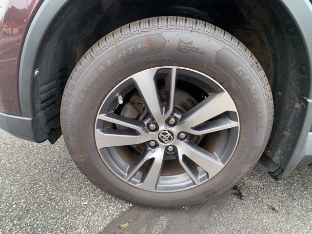 2017 Toyota RAV4 XLE