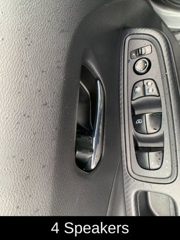 2023 Nissan Versa SV