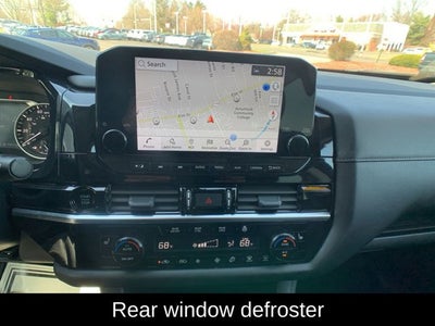 2025 Nissan Pathfinder SL