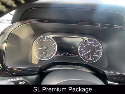 2025 Nissan Pathfinder SL