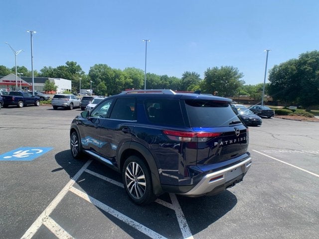 2022 Nissan Pathfinder Platinum