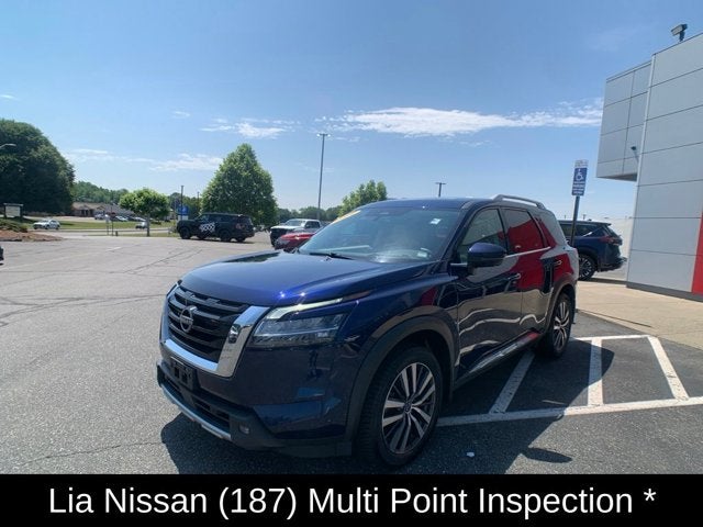 2022 Nissan Pathfinder Platinum
