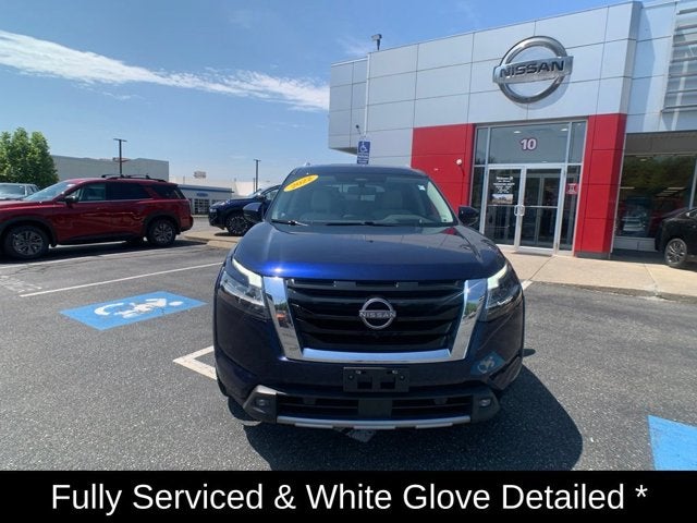 2022 Nissan Pathfinder Platinum