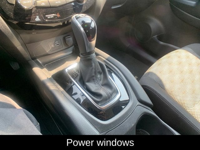 2020 Nissan Rogue Sport SV