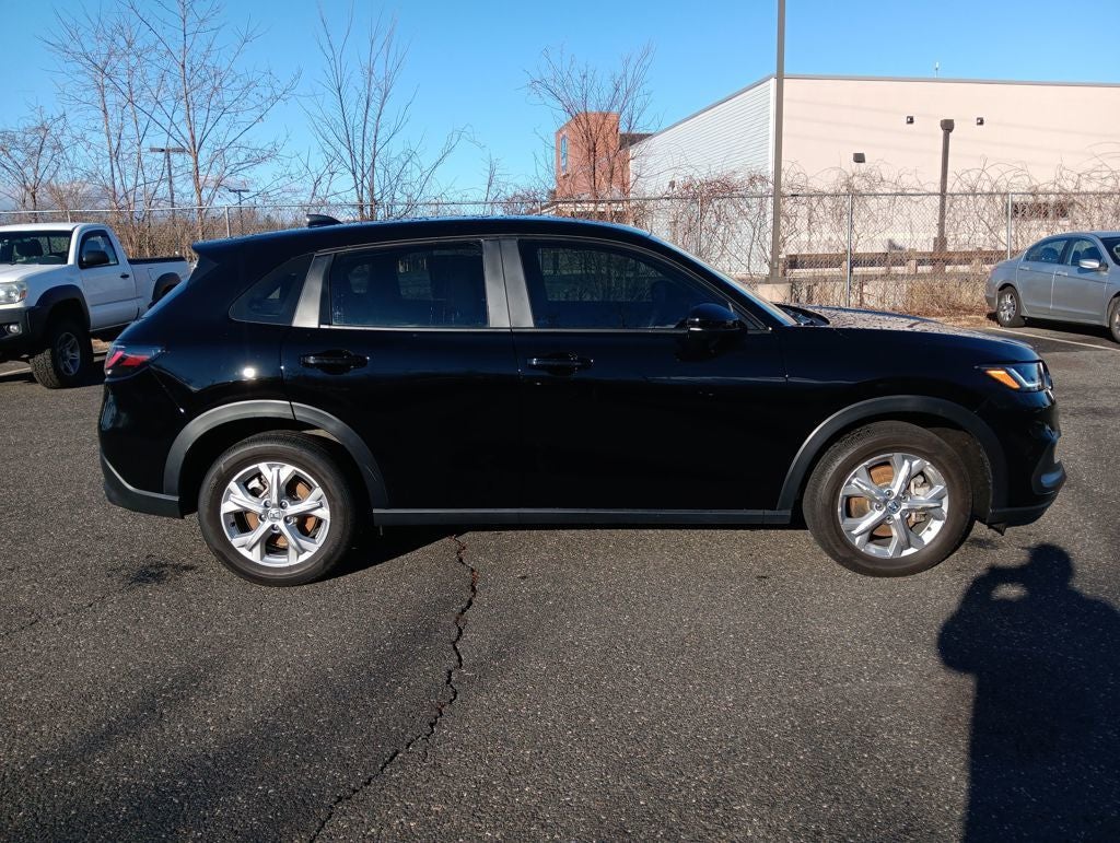 2025 Honda HR-V LX