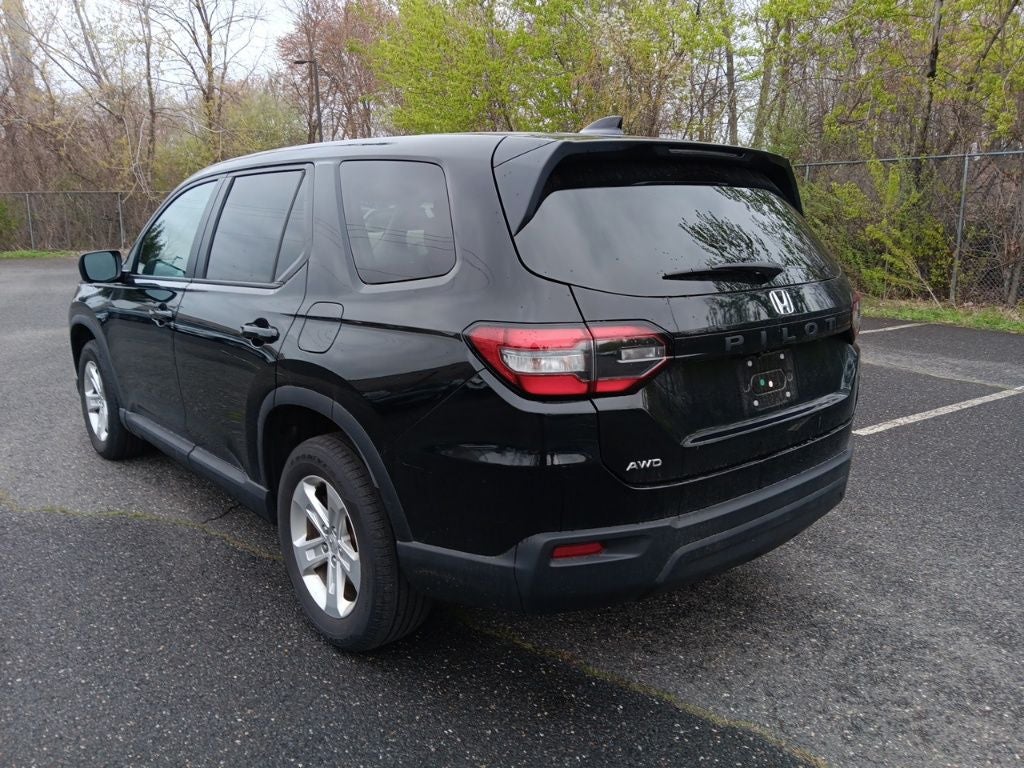 2023 Honda Pilot LX
