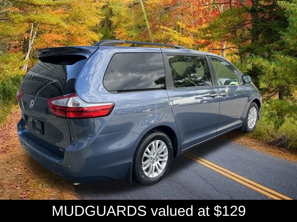 2017 Toyota Sienna XLE Premium 8 Passenger