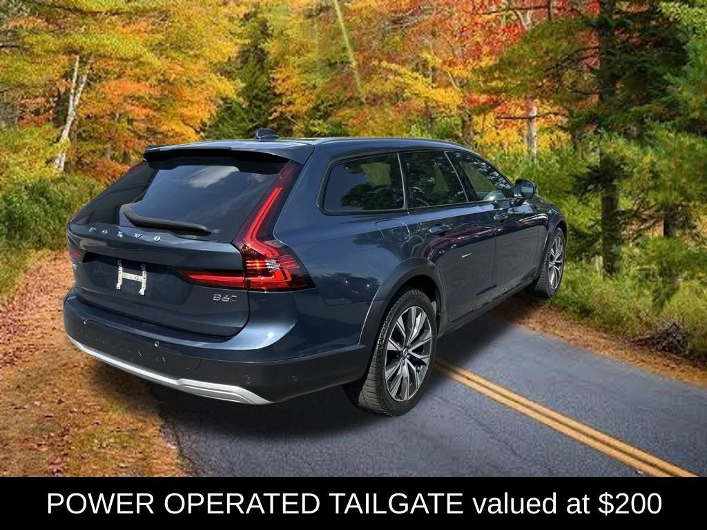2024 Volvo V90 Cross Country B6