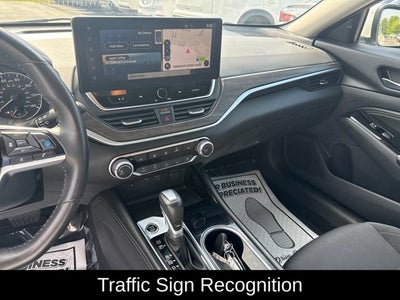 2023 Nissan Altima 2.5 SV