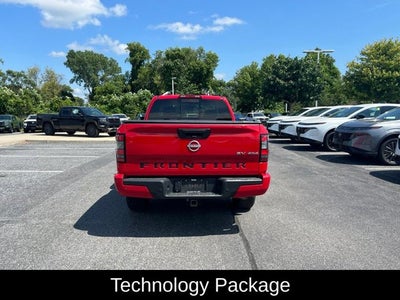 2024 Nissan Frontier SV