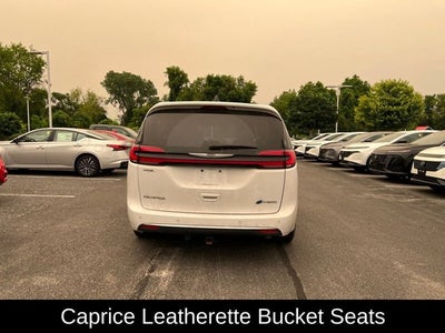 2024 Chrysler Pacifica Hybrid Select