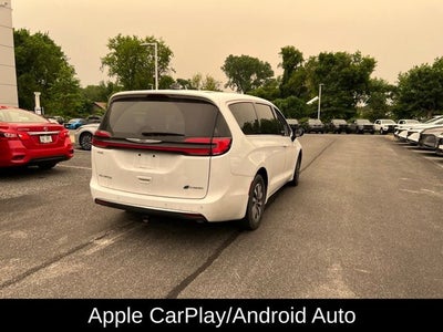 2024 Chrysler Pacifica Hybrid Select