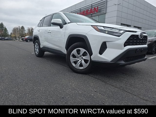 2025 Toyota RAV4 LE
