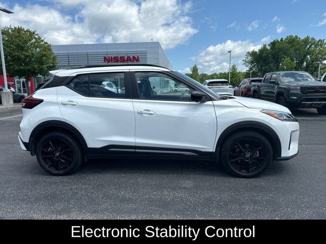 2024 Nissan Kicks SR