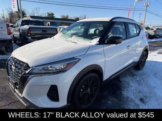 2024 Nissan Kicks SR