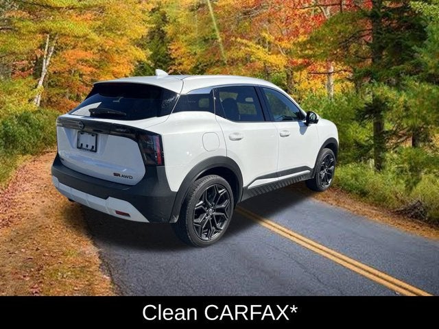2025 Nissan Kicks SR