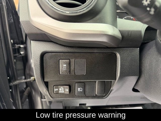 2022 Toyota Tacoma 4WD SR5