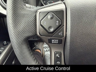 2022 Toyota Tacoma 4WD SR5