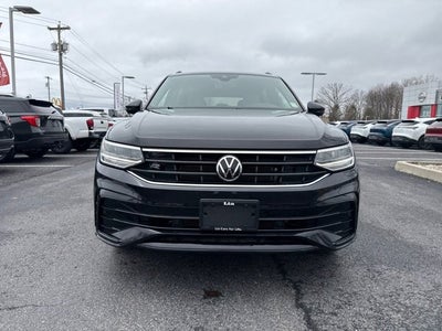 2022 Volkswagen Tiguan SE R-Line Black