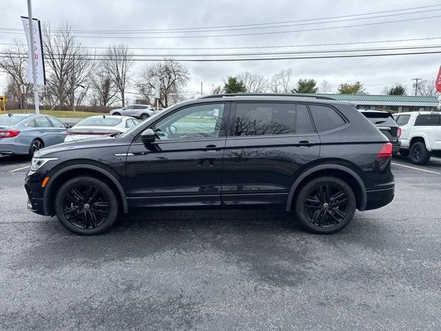 2022 Volkswagen Tiguan SE R-Line Black