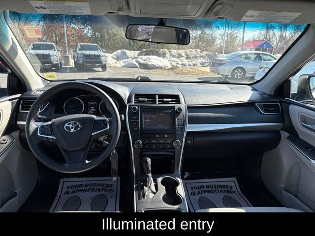 2017 Toyota Camry SE