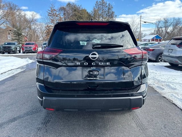 2025 Nissan Rogue SV