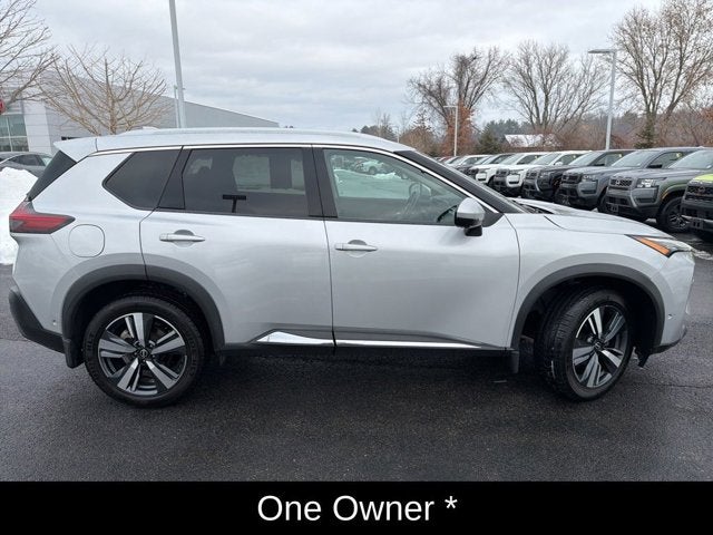 2022 Nissan Rogue SL