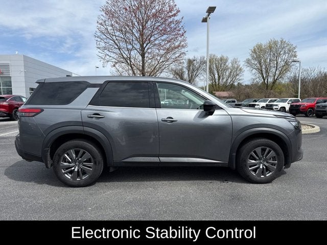 2024 Nissan Pathfinder S