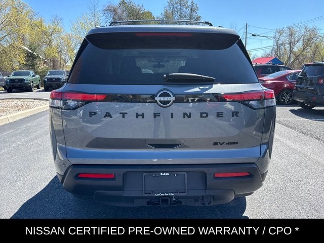 2023 Nissan Pathfinder SV